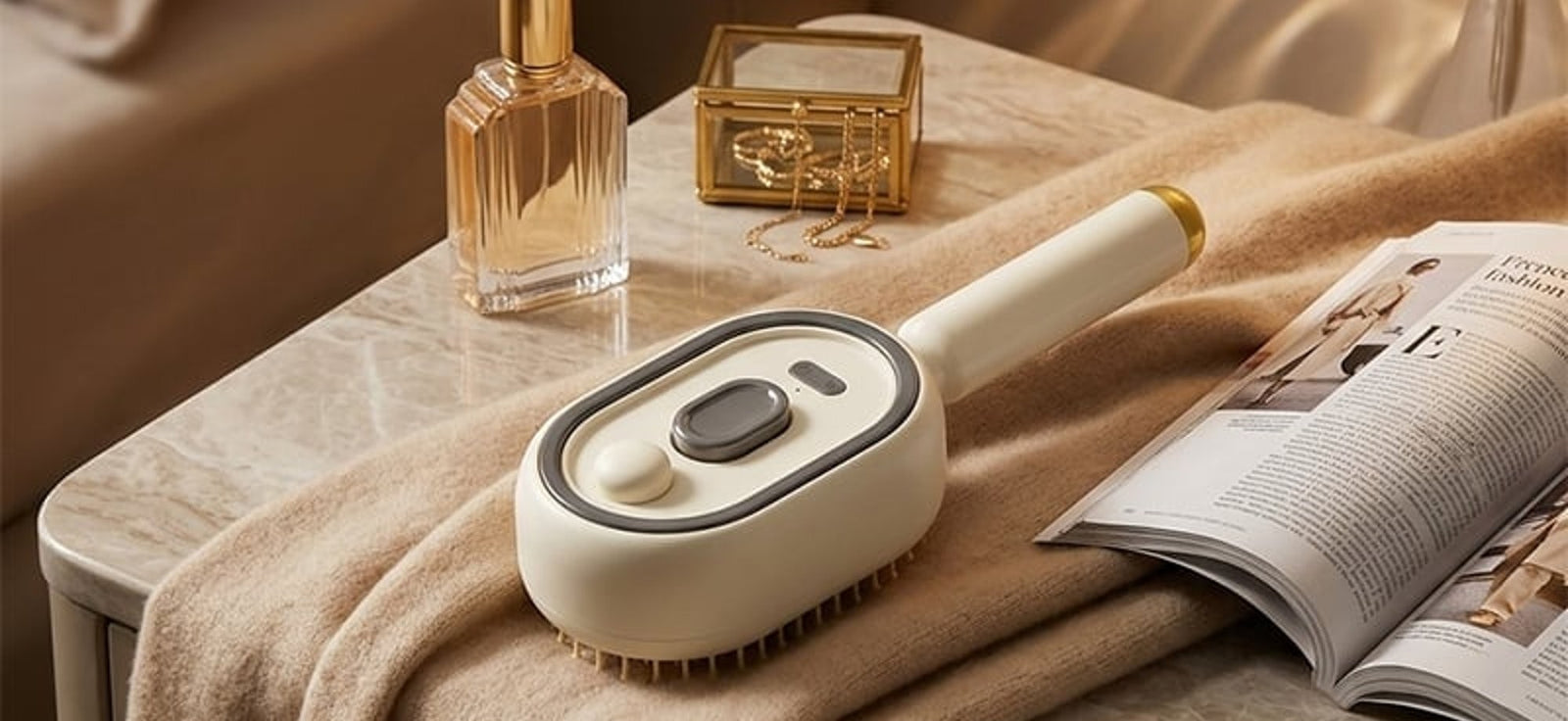 Brush, mist and massage in one